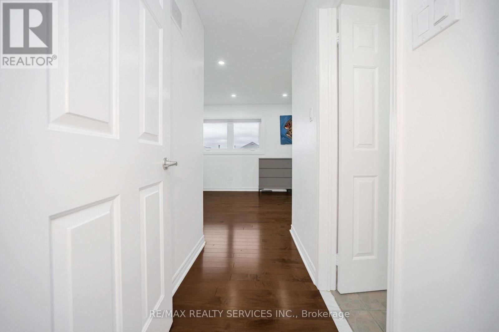 19 WAYNE NICOL DRIVE Image 30