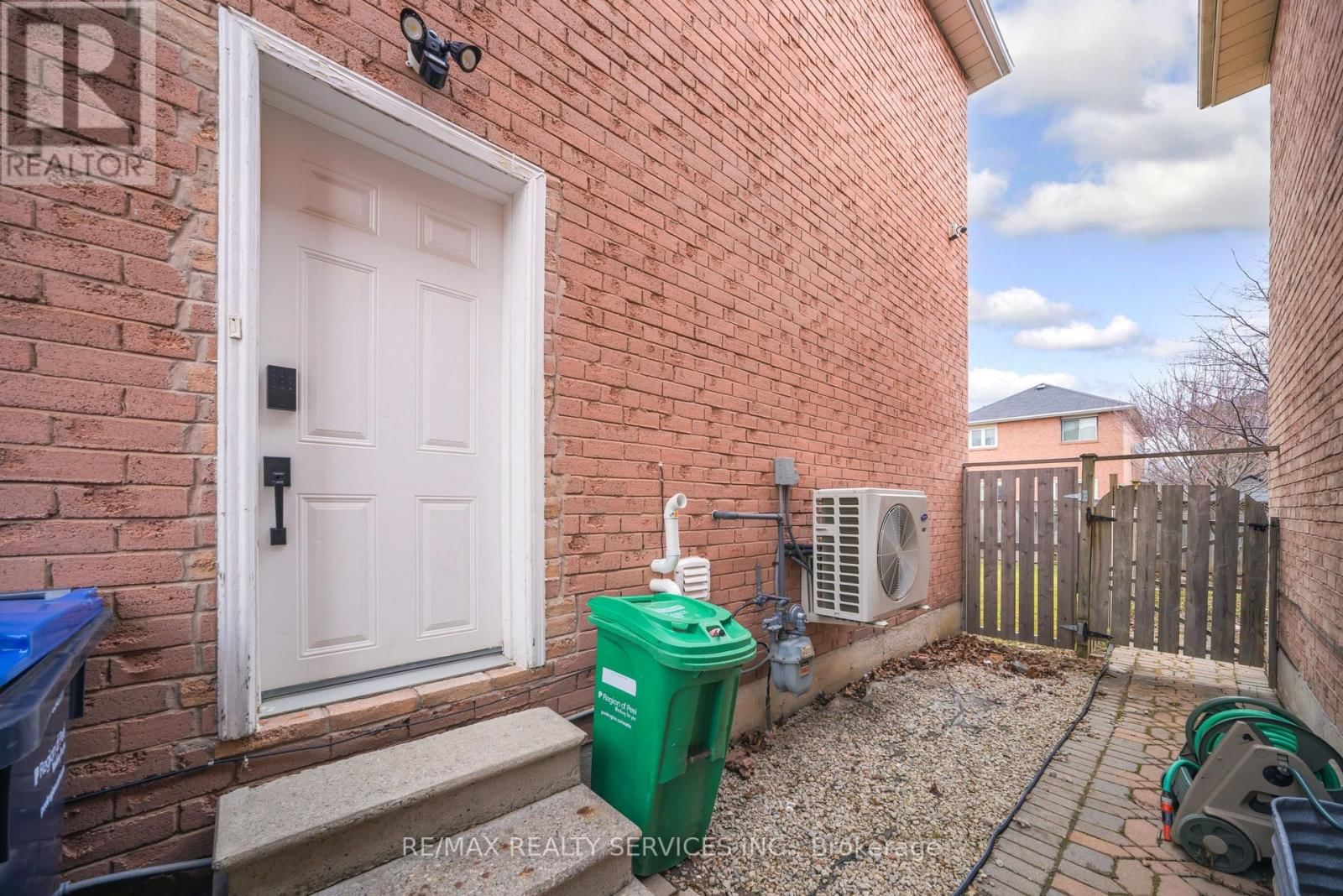 19 WAYNE NICOL DRIVE Image 47