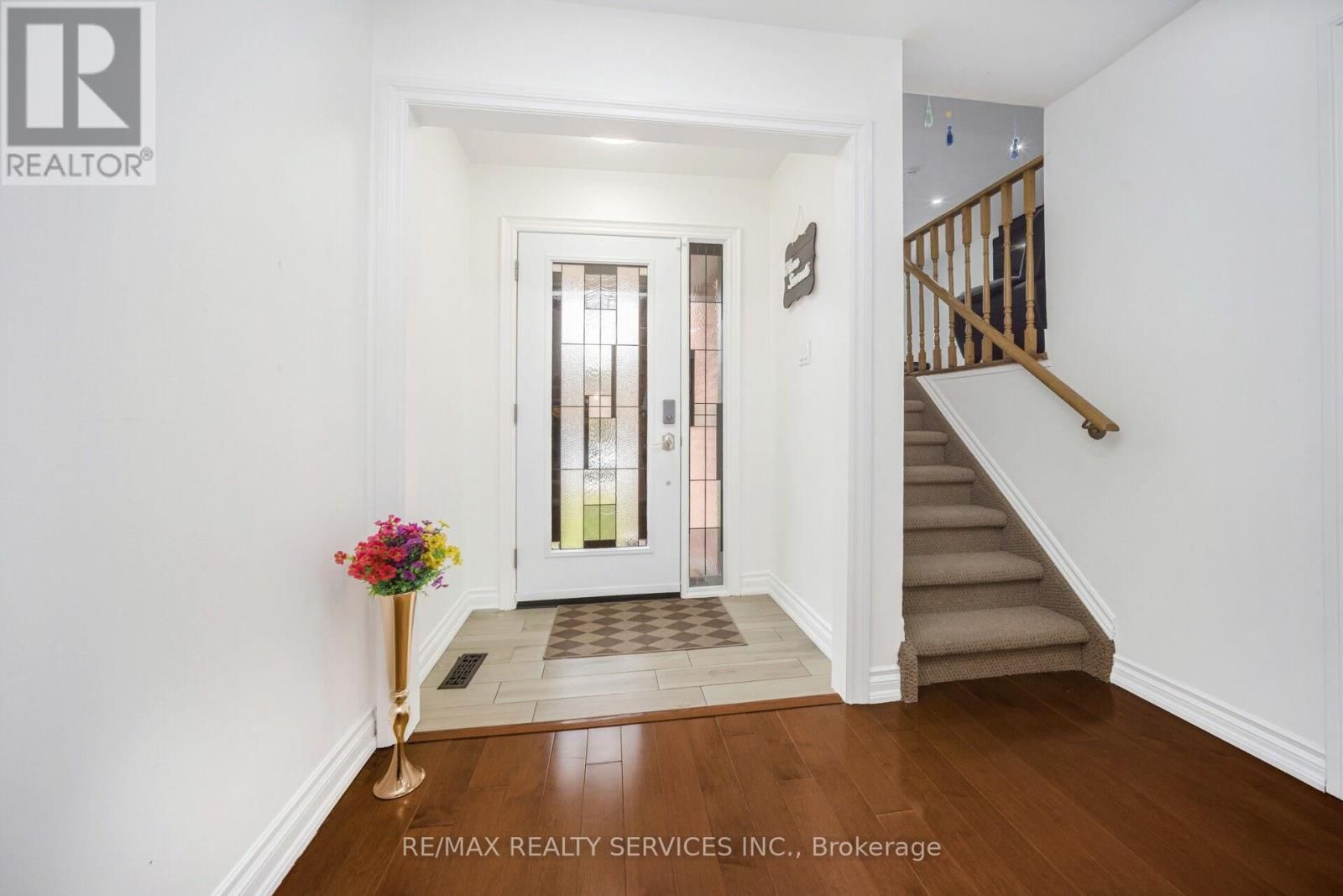 19 WAYNE NICOL DRIVE Image 5