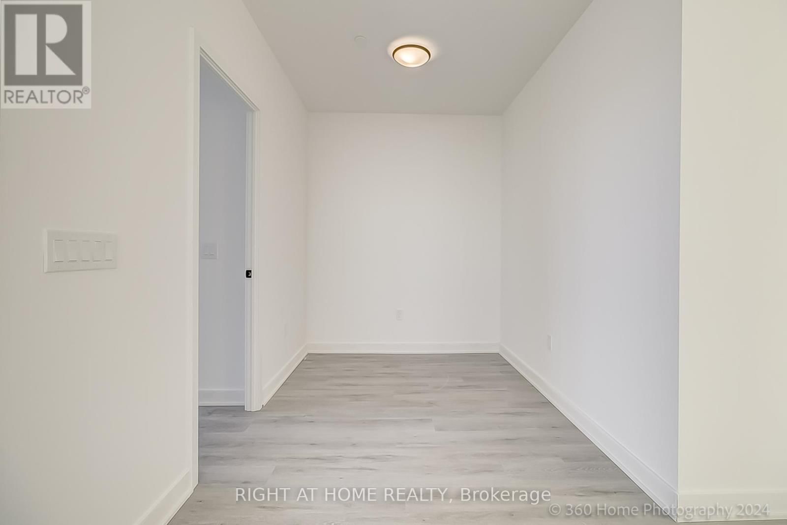 1809 - 36 ZORRA STREET Image 5