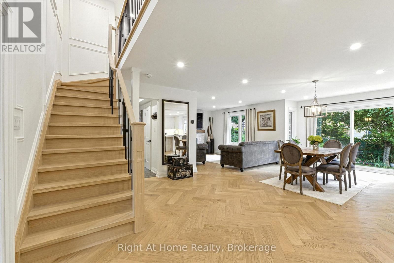 230 POOLE DRIVE Image 19