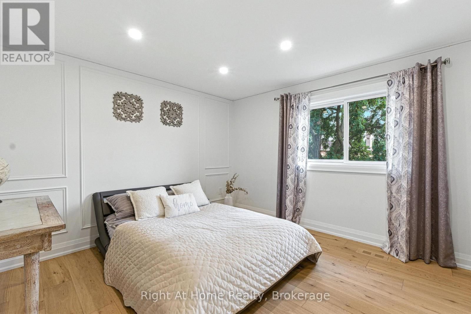 230 POOLE DRIVE Image 27