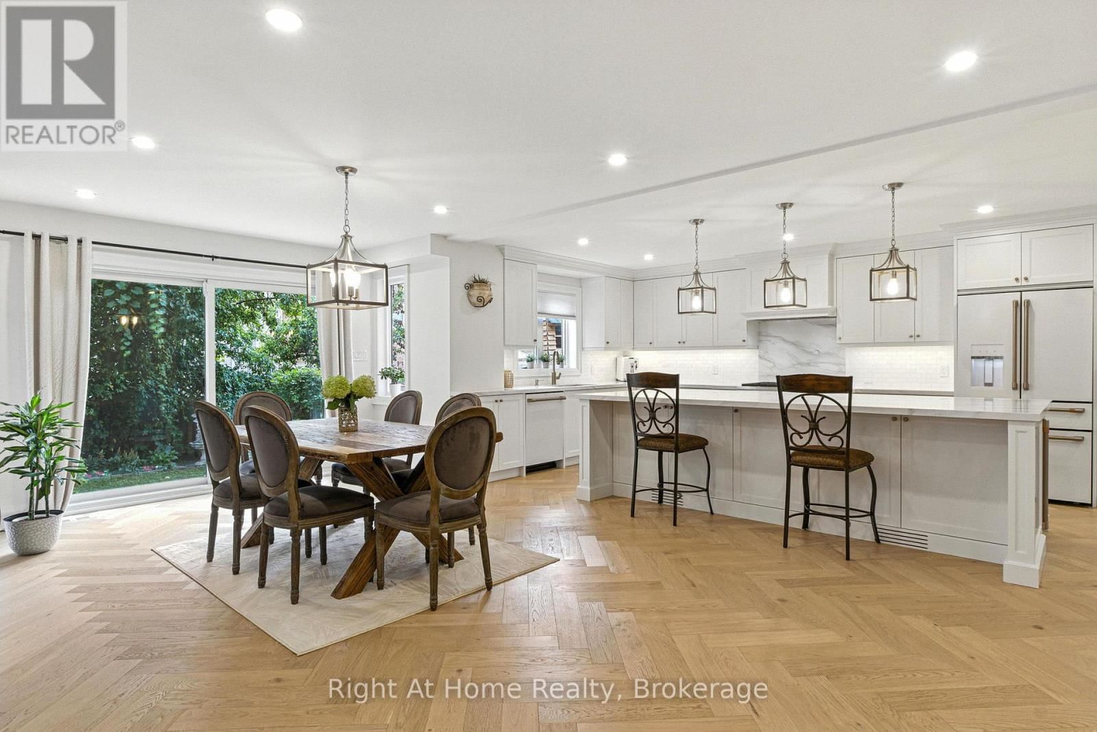 230 POOLE DRIVE Image 8