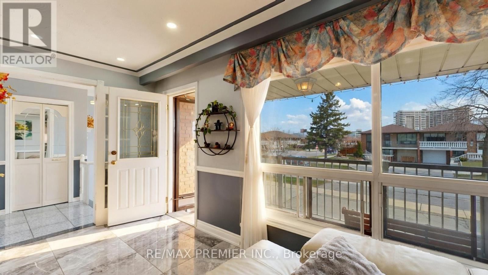 108 HISEY CRESCENT Image 13