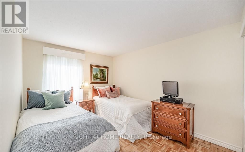 32 - 6679 SHELTER BAY ROAD Image 12