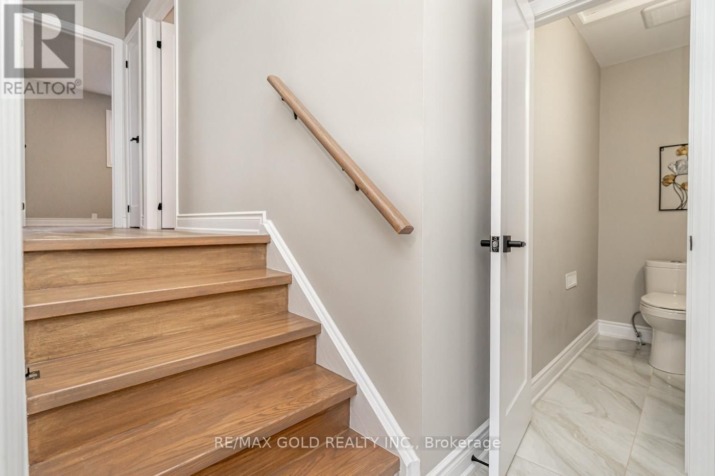 48 MALCOLM CRESCENT Image 19