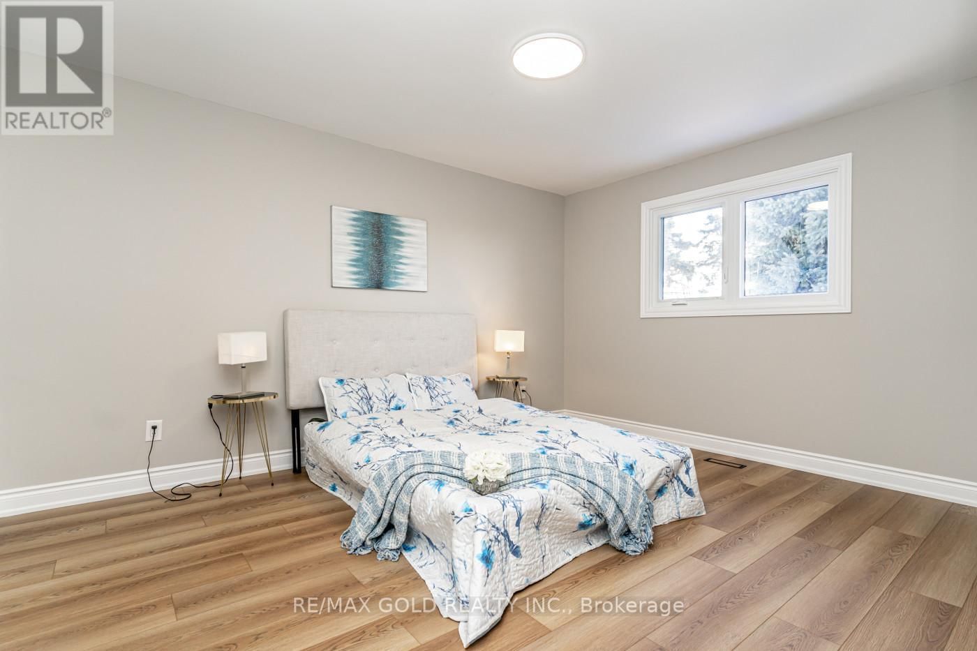 48 MALCOLM CRESCENT Image 21