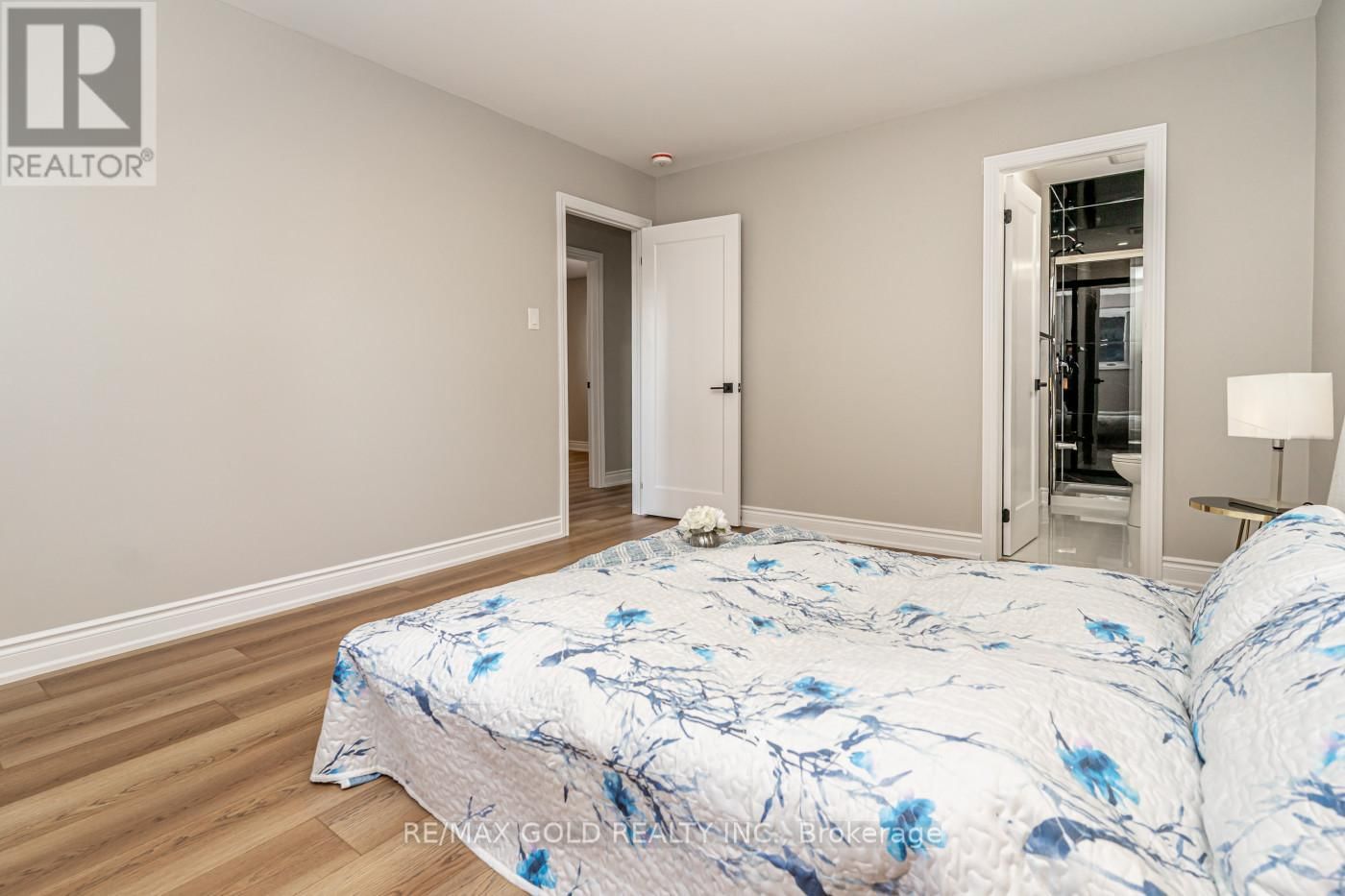 48 MALCOLM CRESCENT Image 22