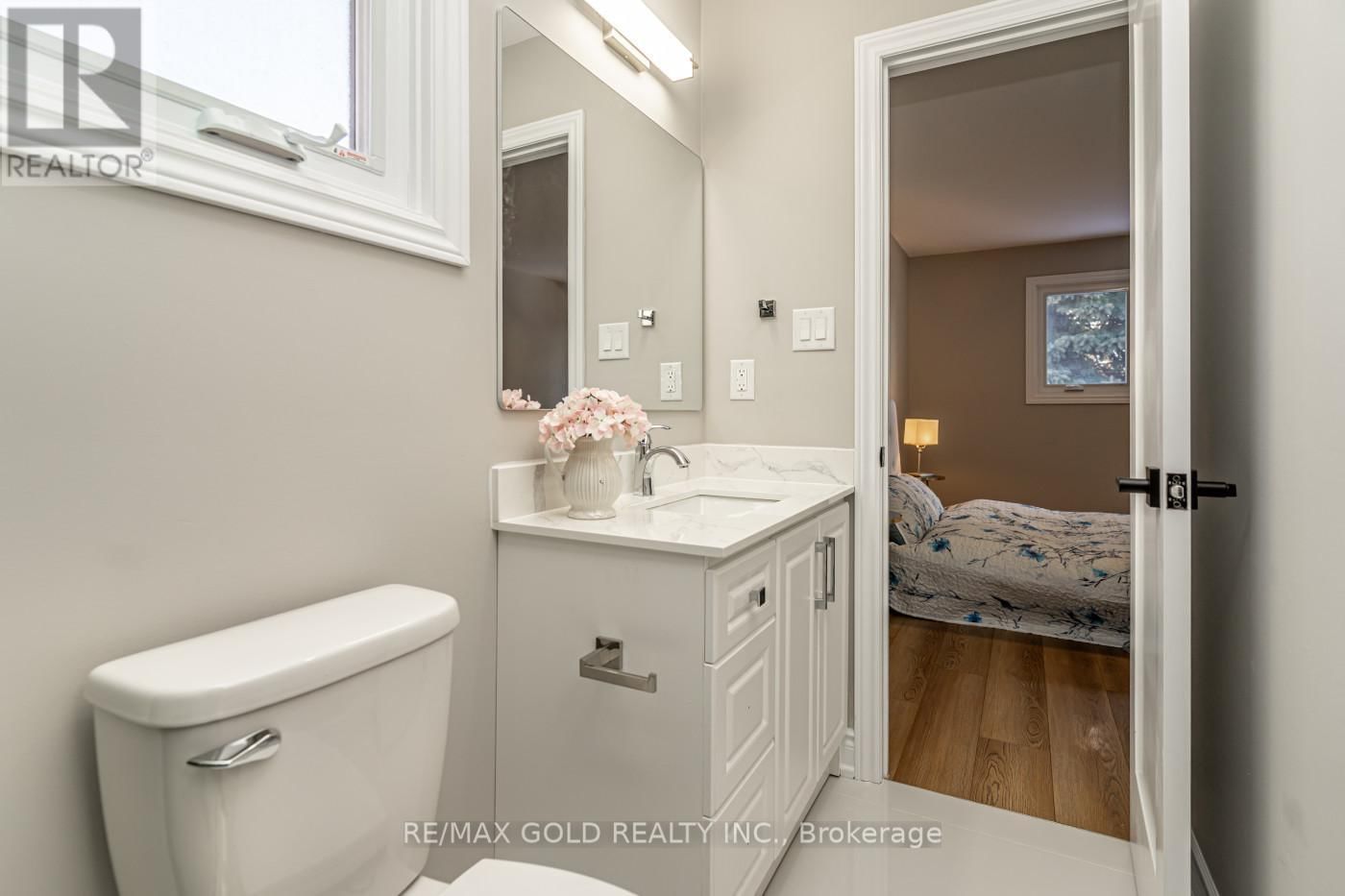 48 MALCOLM CRESCENT Image 27