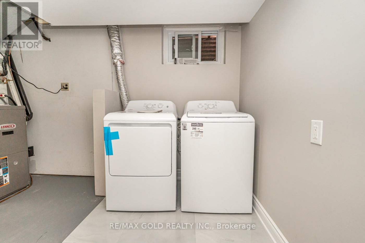 48 MALCOLM CRESCENT Image 42