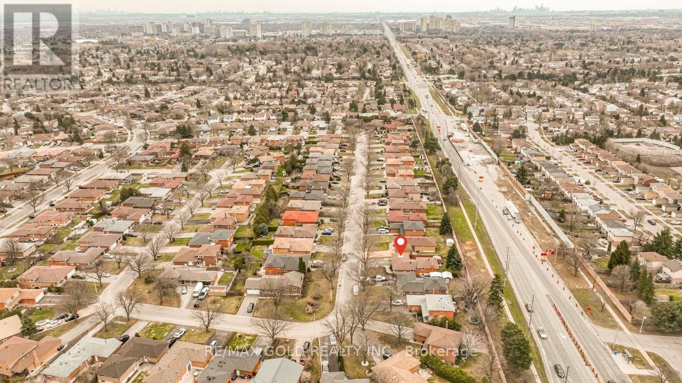 48 MALCOLM CRESCENT Image 50