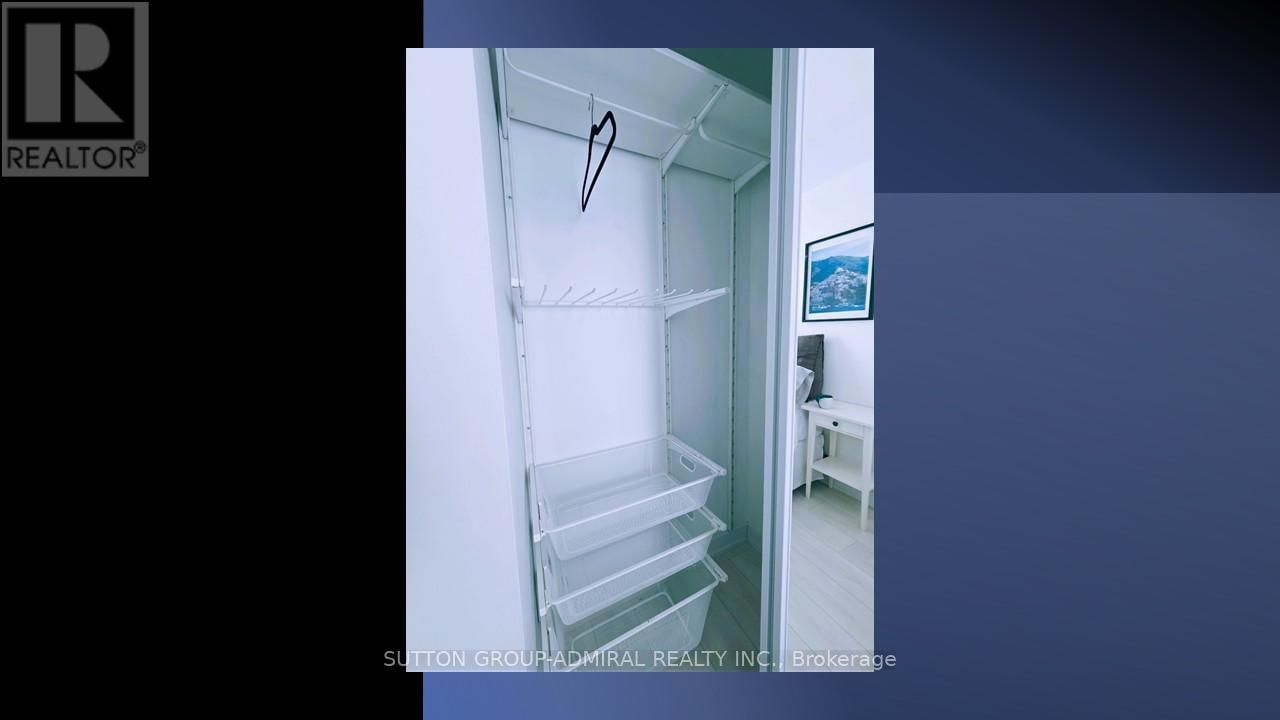 2105 - 2200 LAKE SHORE BOULEVARD WEST Image 22