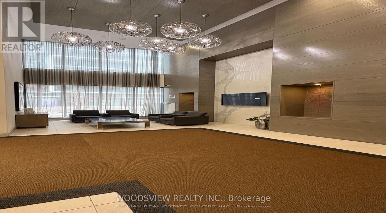 3403 - 510 CURRAN PLACE Image 17