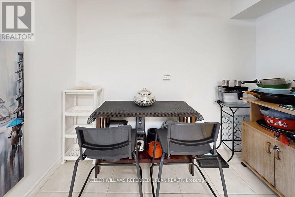 202 - 2556 ARGYLE ROAD Image 15