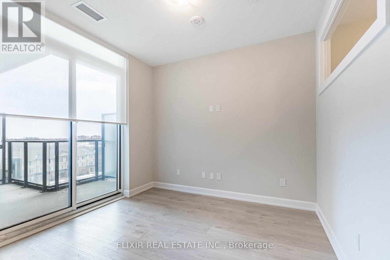 601 - 3220 WILLIAM COLTSON AVENUE Image 12