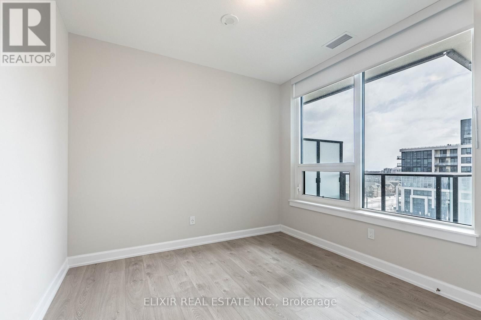 601 - 3220 WILLIAM COLTSON AVENUE Image 18