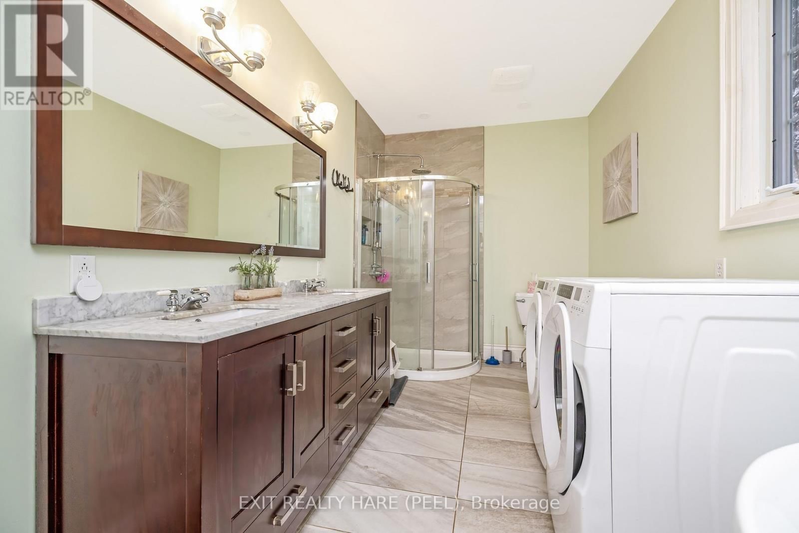 31 BROCK STREET Image 29