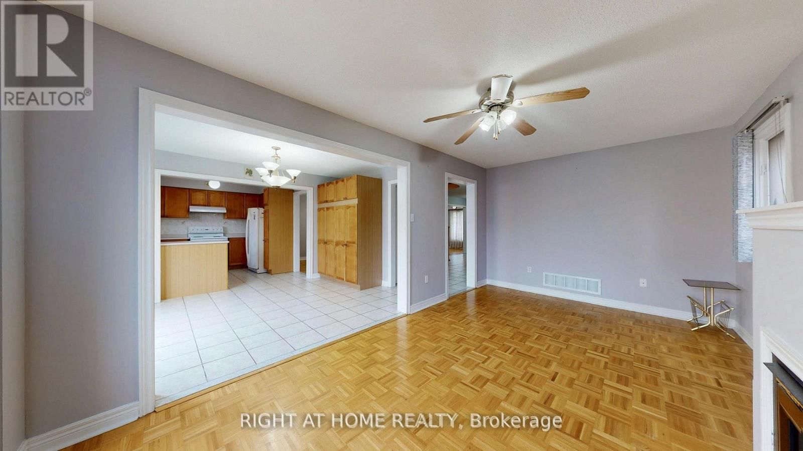 UPPER - 119 LETTY AVENUE Image 5