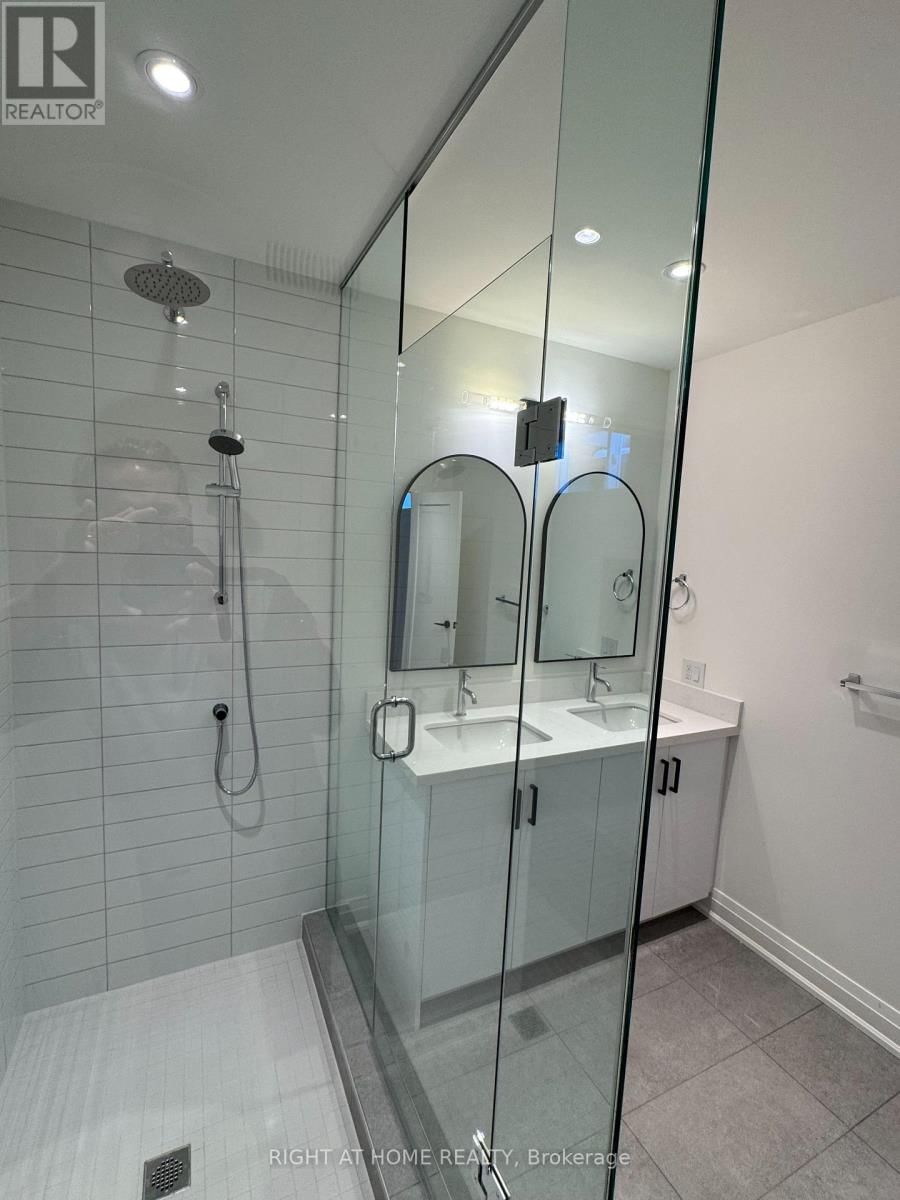 1 RANDOM STREET Image 16