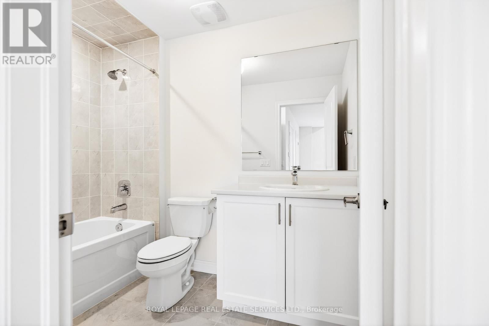 Unit 2 - 3207 SIXTH LINE Image 17