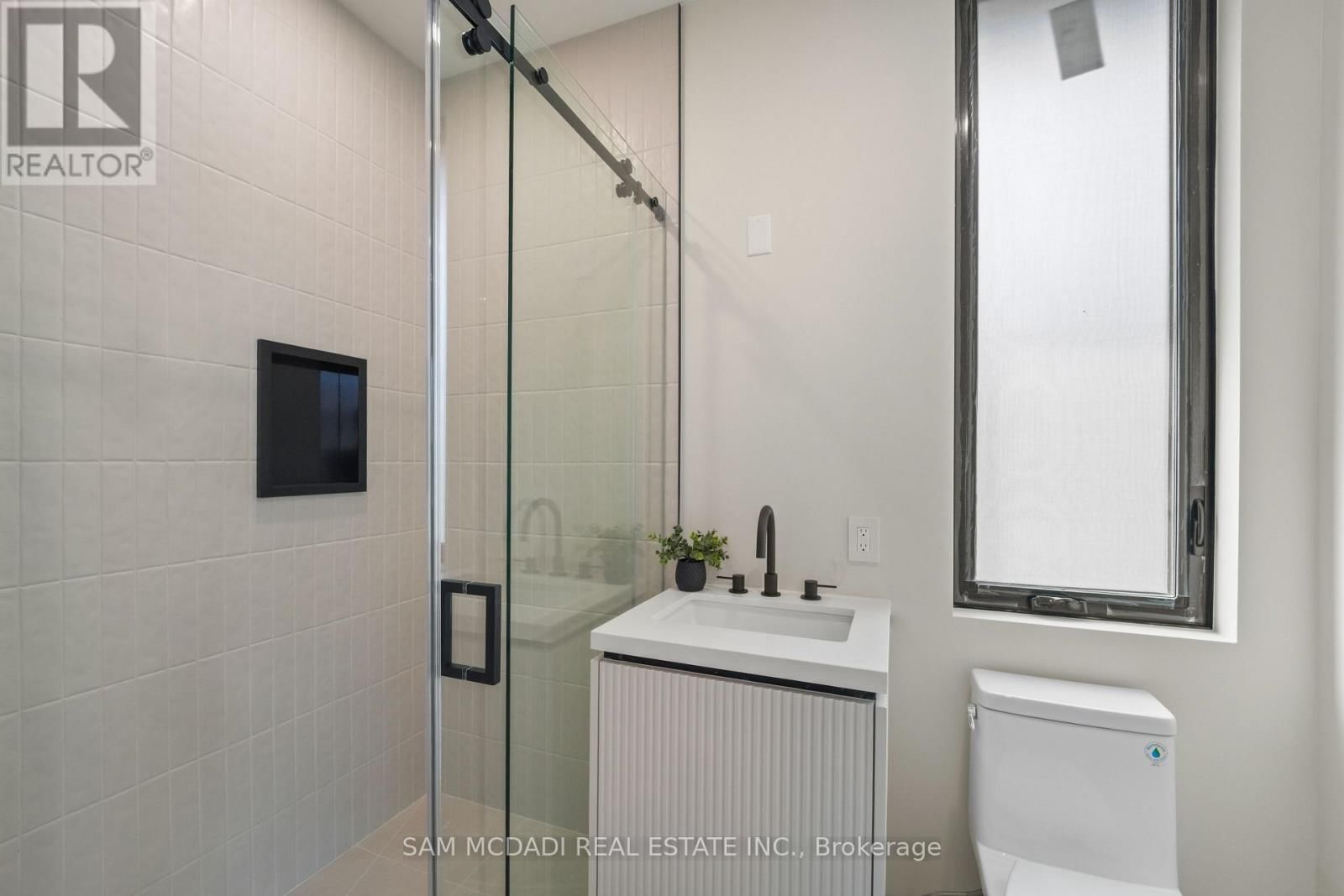 362 MEADOW WOOD LANE Image 23