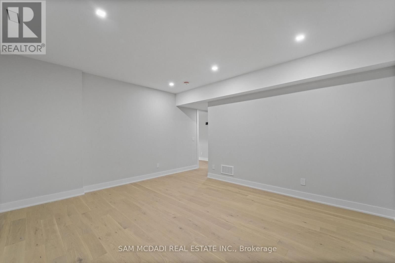 362 MEADOW WOOD LANE Image 44