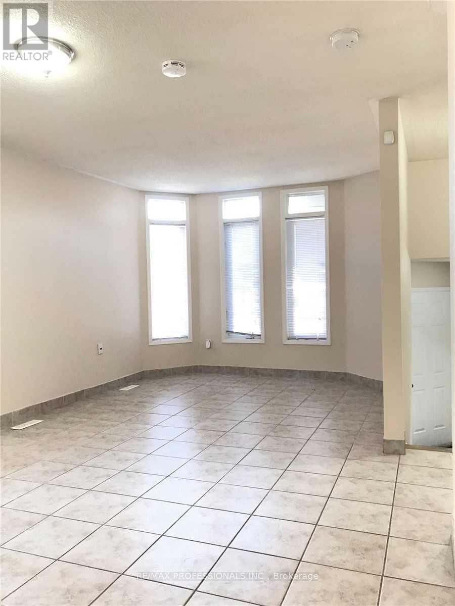 110 SPRINGVIEW DRIVE Image 4