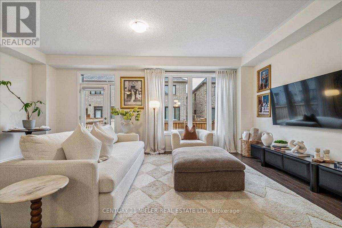 333 THIMBLEWEED COURT Image 14