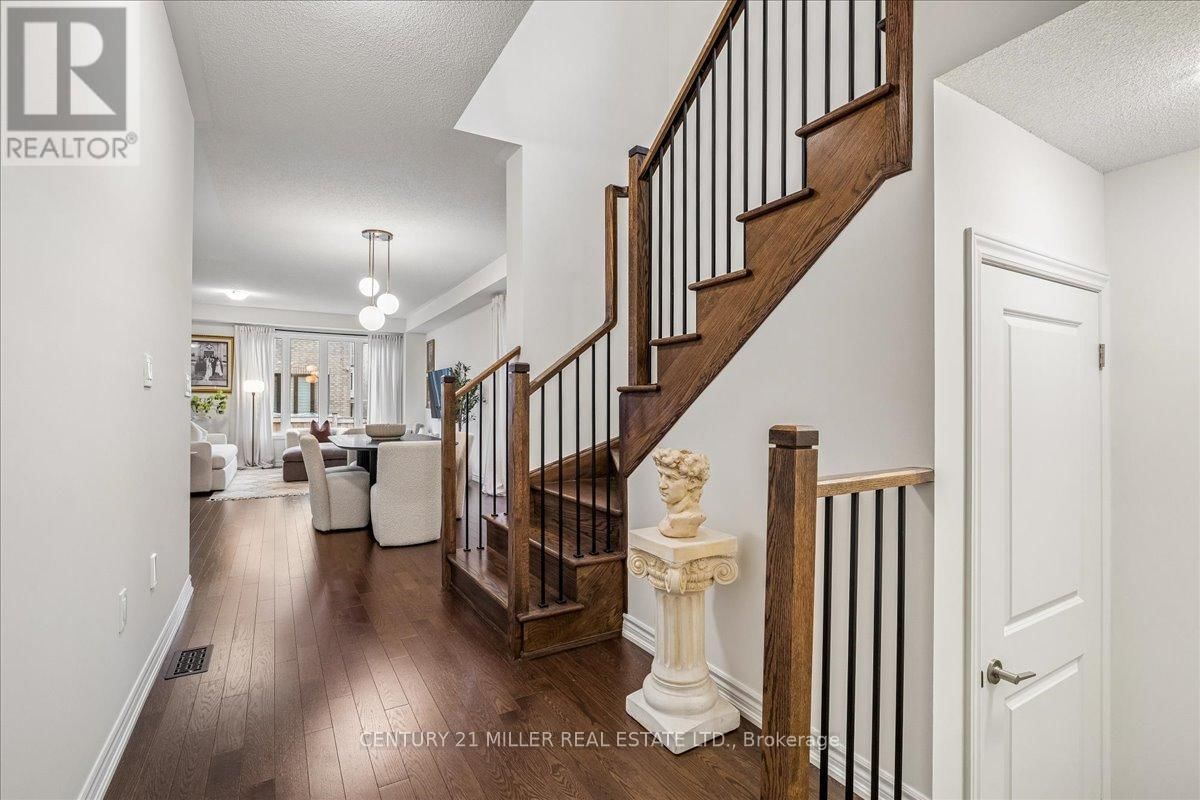 333 THIMBLEWEED COURT Image 9