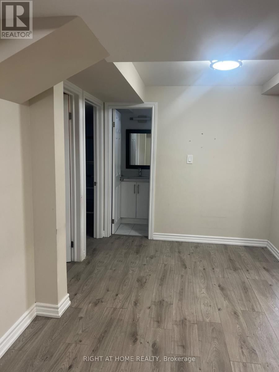 49 DIVINITY CIRCLE Image 5