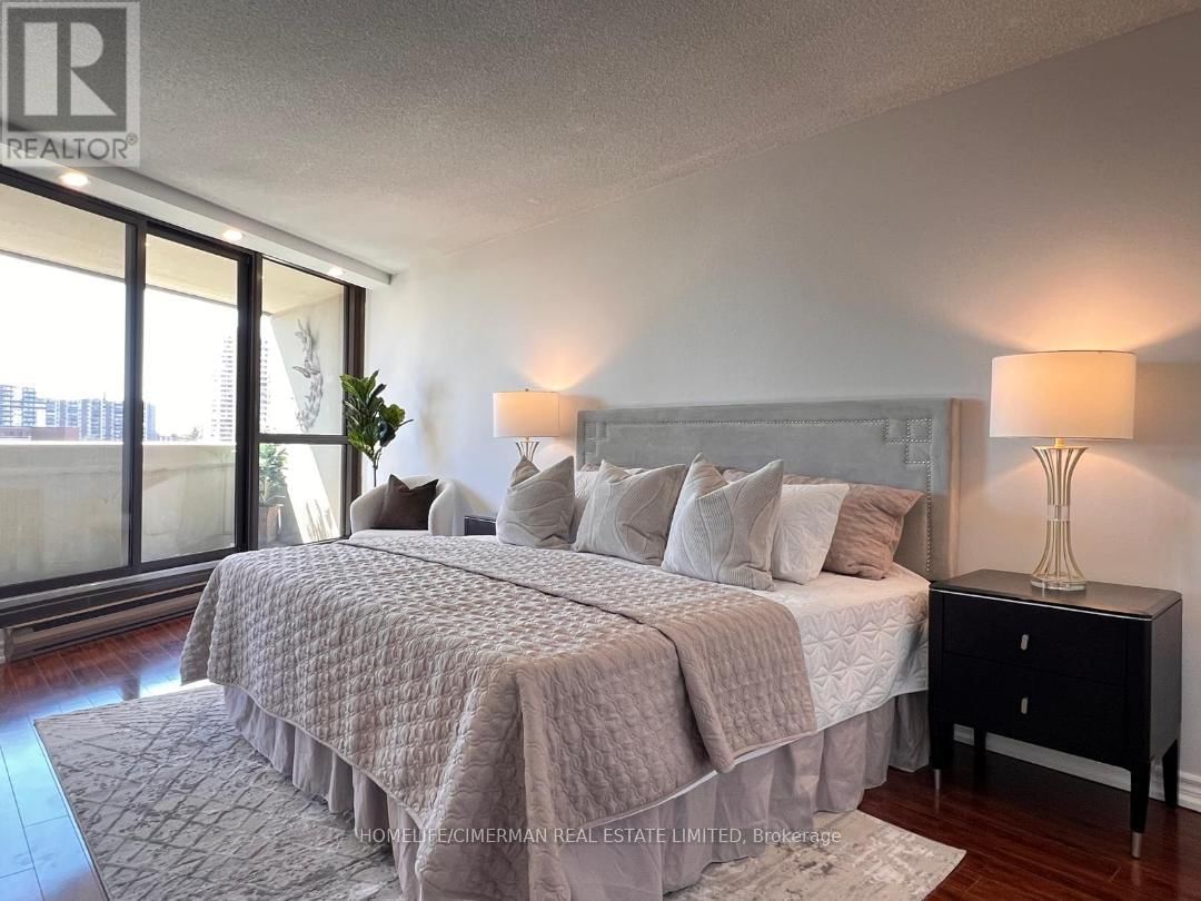 601 - 2010 ISLINGTON AVENUE Image 19