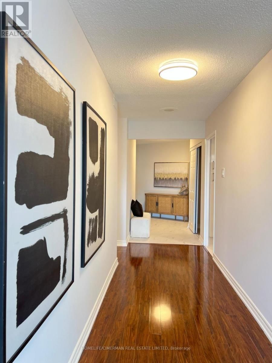 601 - 2010 ISLINGTON AVENUE Image 2