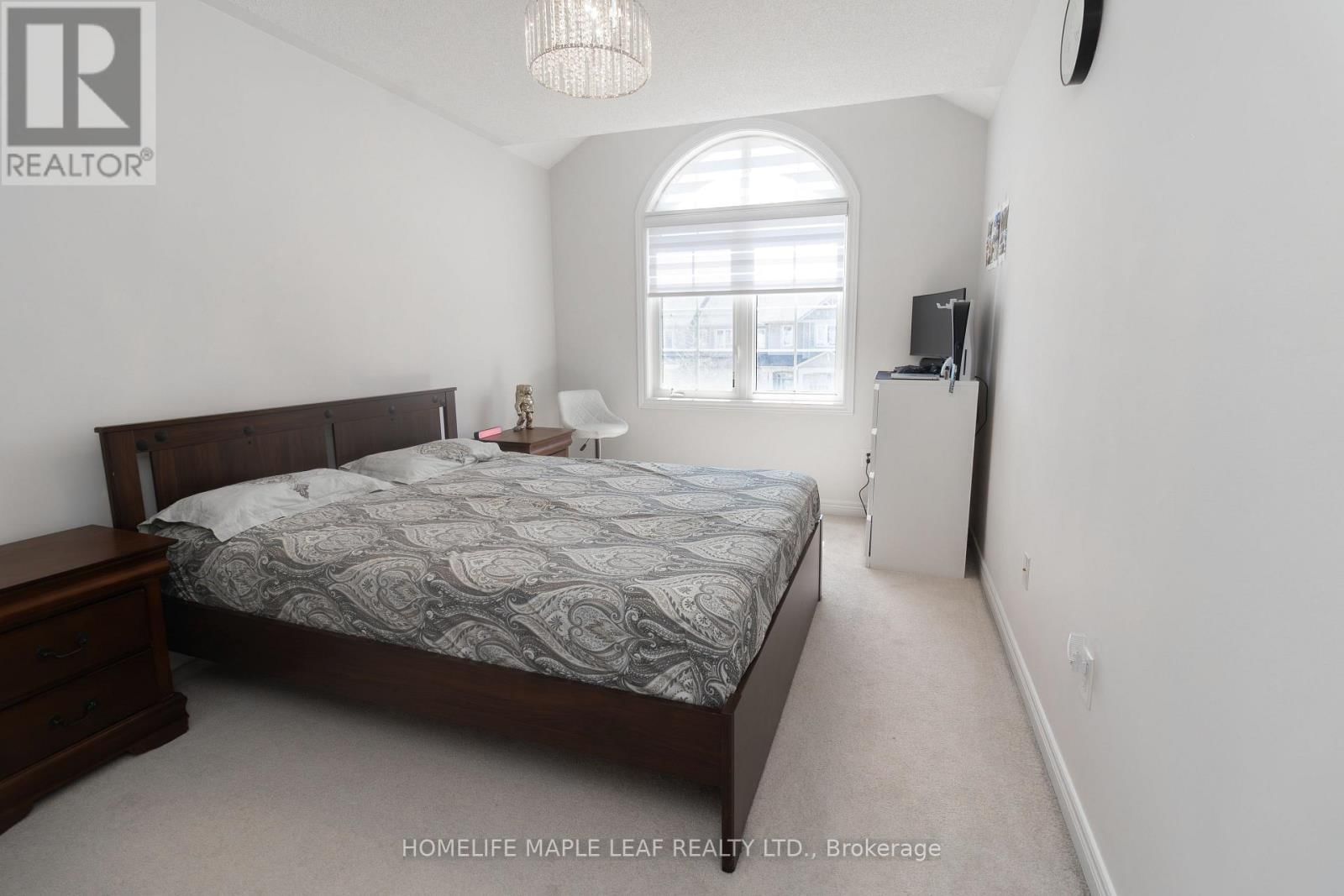 11 ICEFALL ROAD Image 23