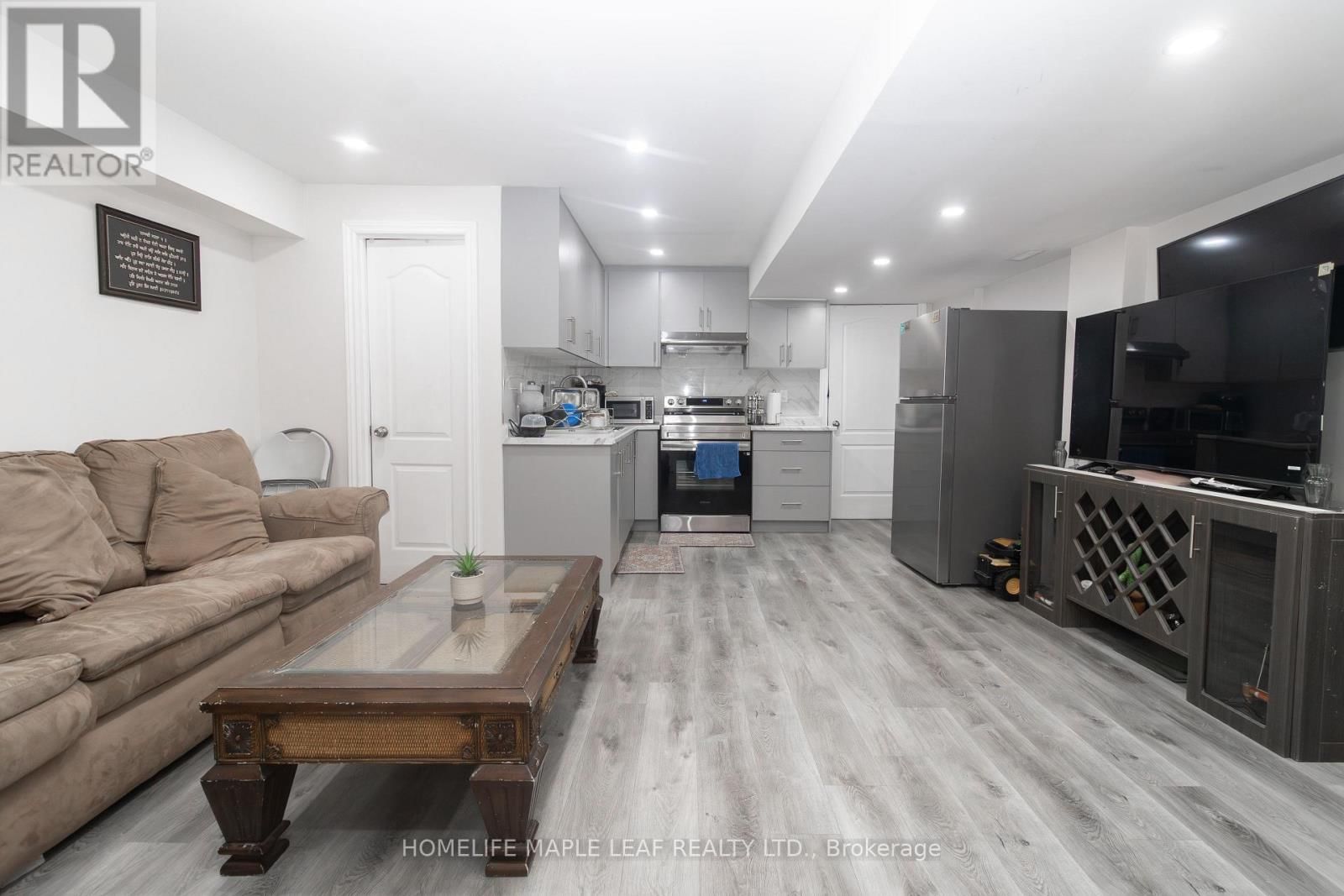 11 ICEFALL ROAD Image 26