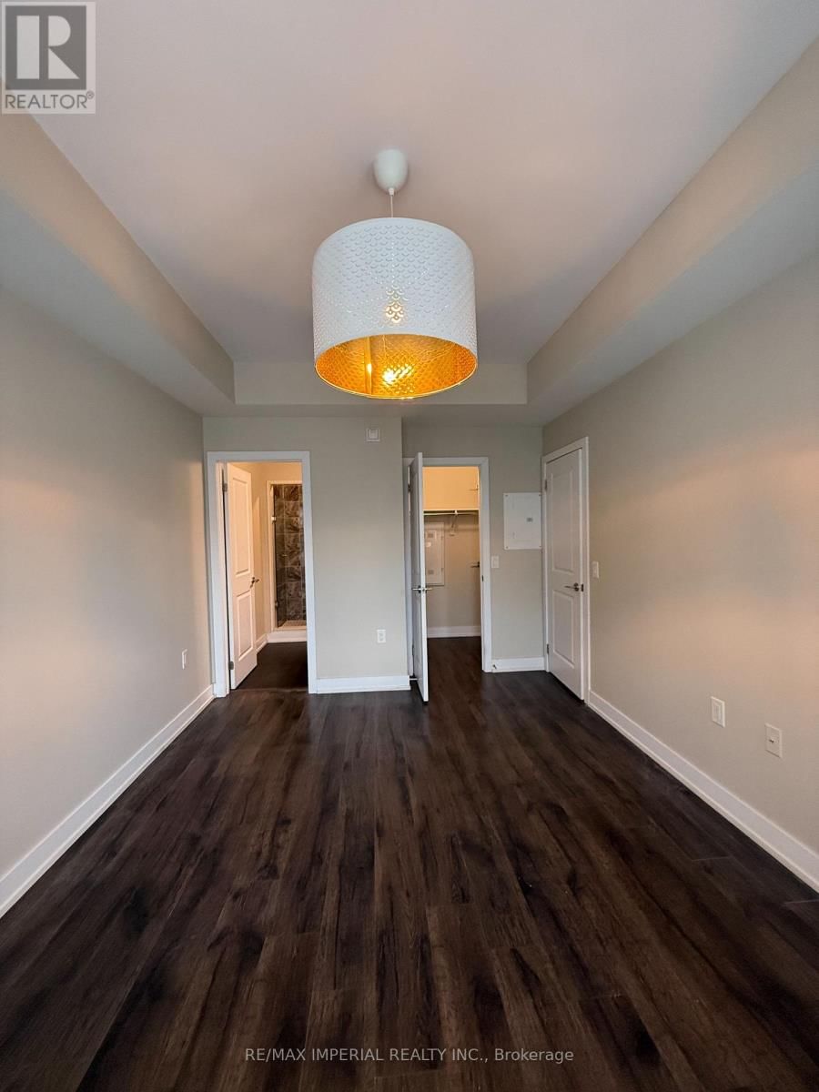 305 - 2370 KHALSA GATE Image 12