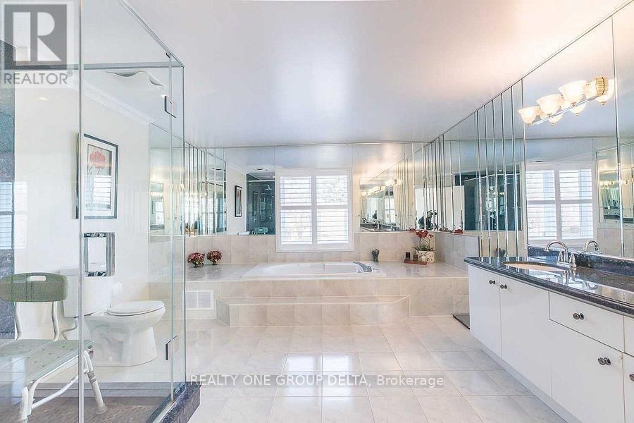 1918 ROYAL CREDIT BOULEVARD Image 20