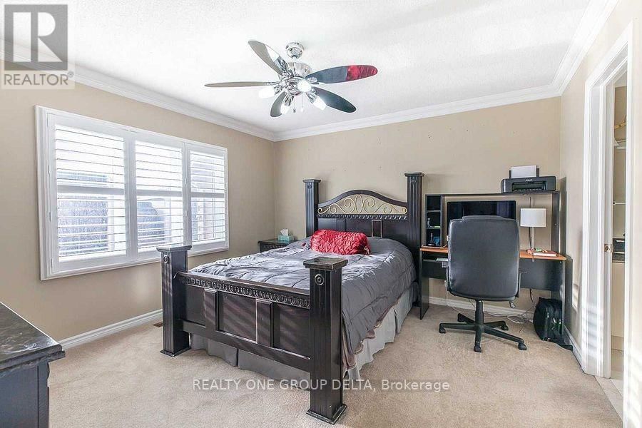 1918 ROYAL CREDIT BOULEVARD Image 22