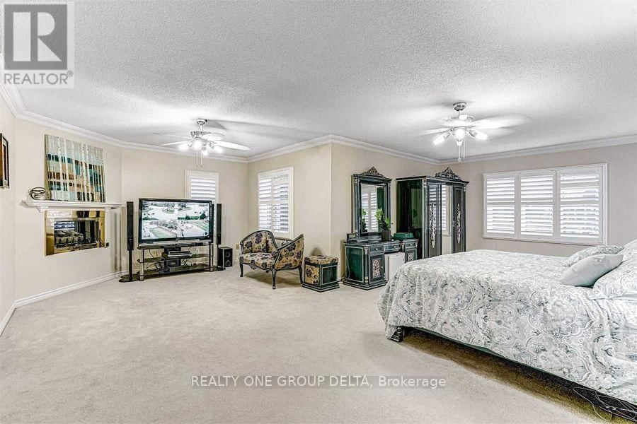 1918 ROYAL CREDIT BOULEVARD Image 5