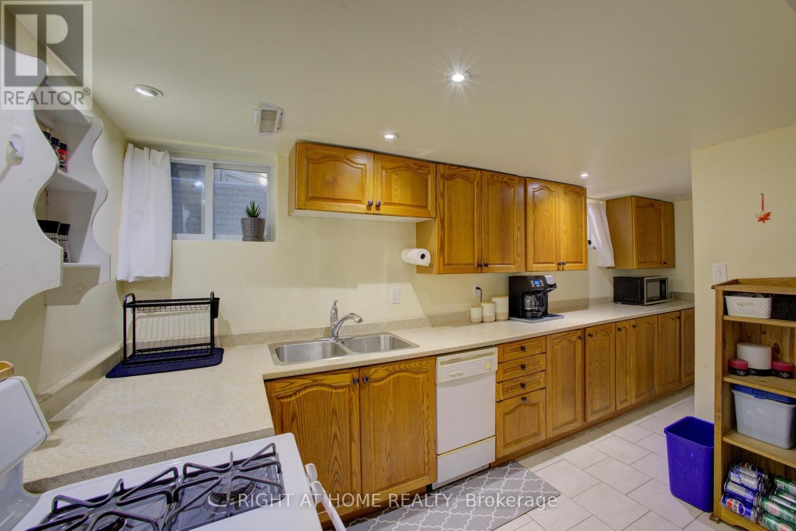 3 NEWTON DRIVE Image 17