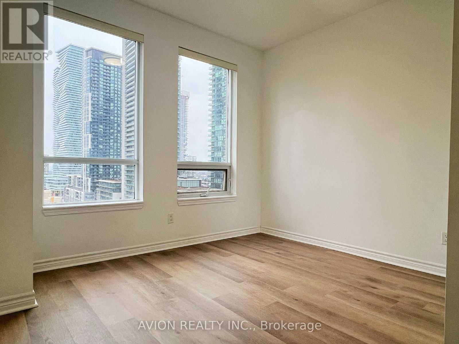 1201 - 388 PRINCE OF WALES DRIVE Image 10