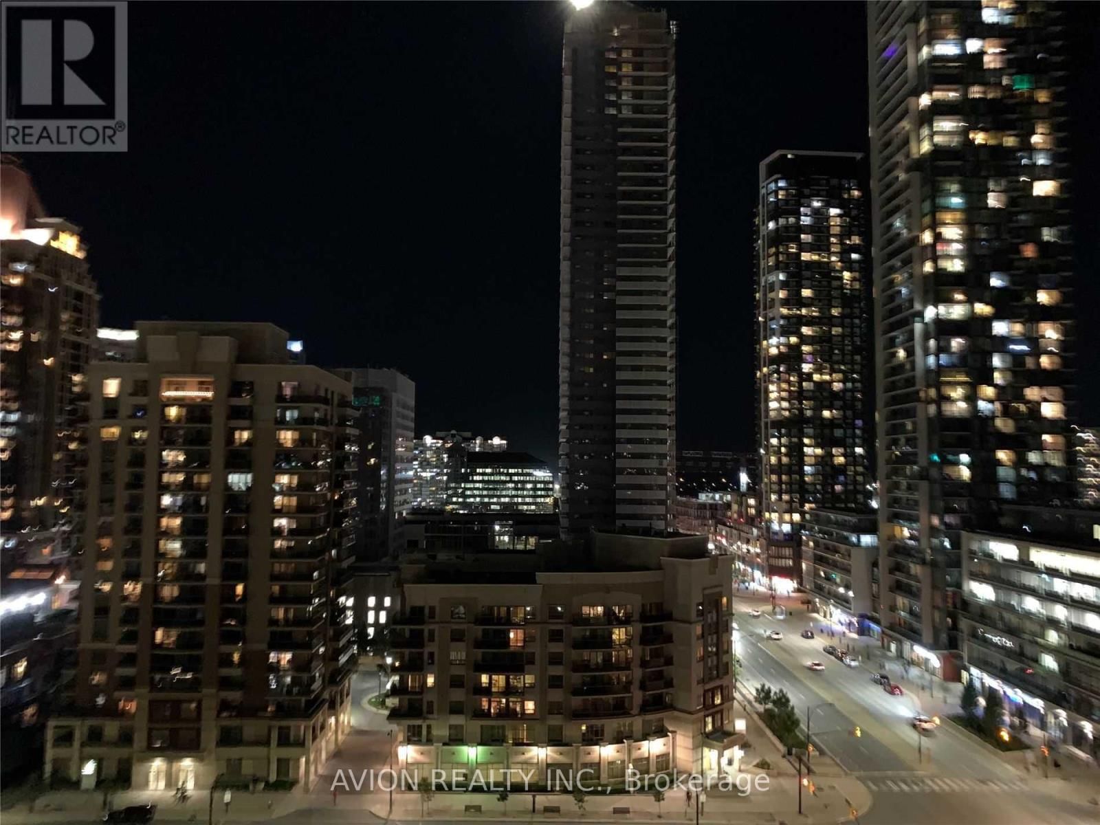 1201 - 388 PRINCE OF WALES DRIVE Image 13