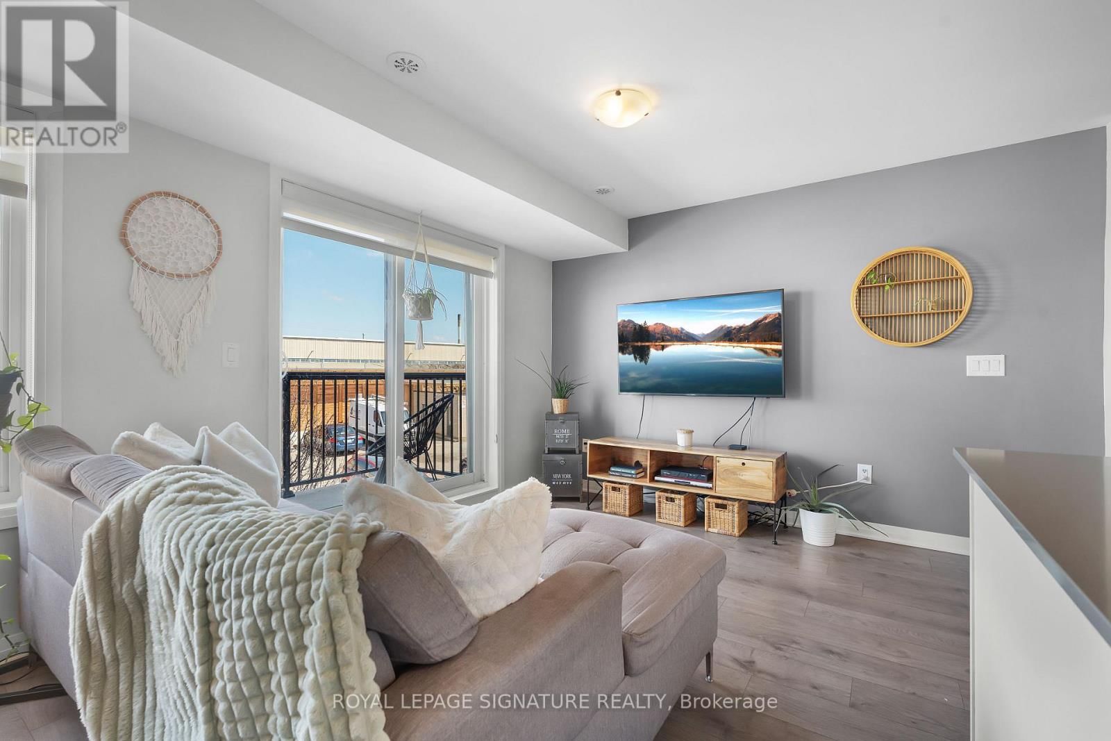 8 - 181 WILLIAM DUNCAN ROAD Image 11