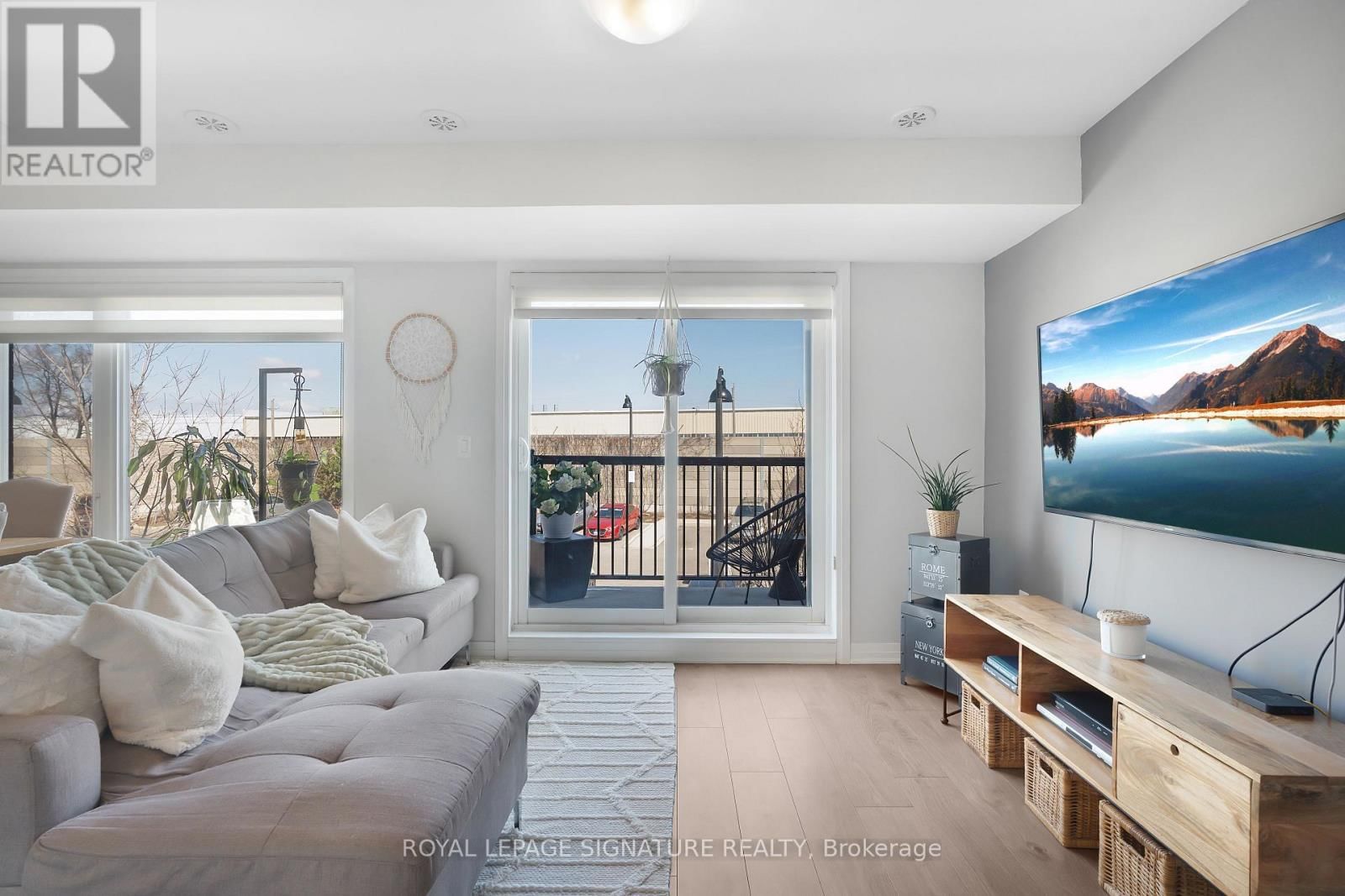 8 - 181 WILLIAM DUNCAN ROAD Image 12