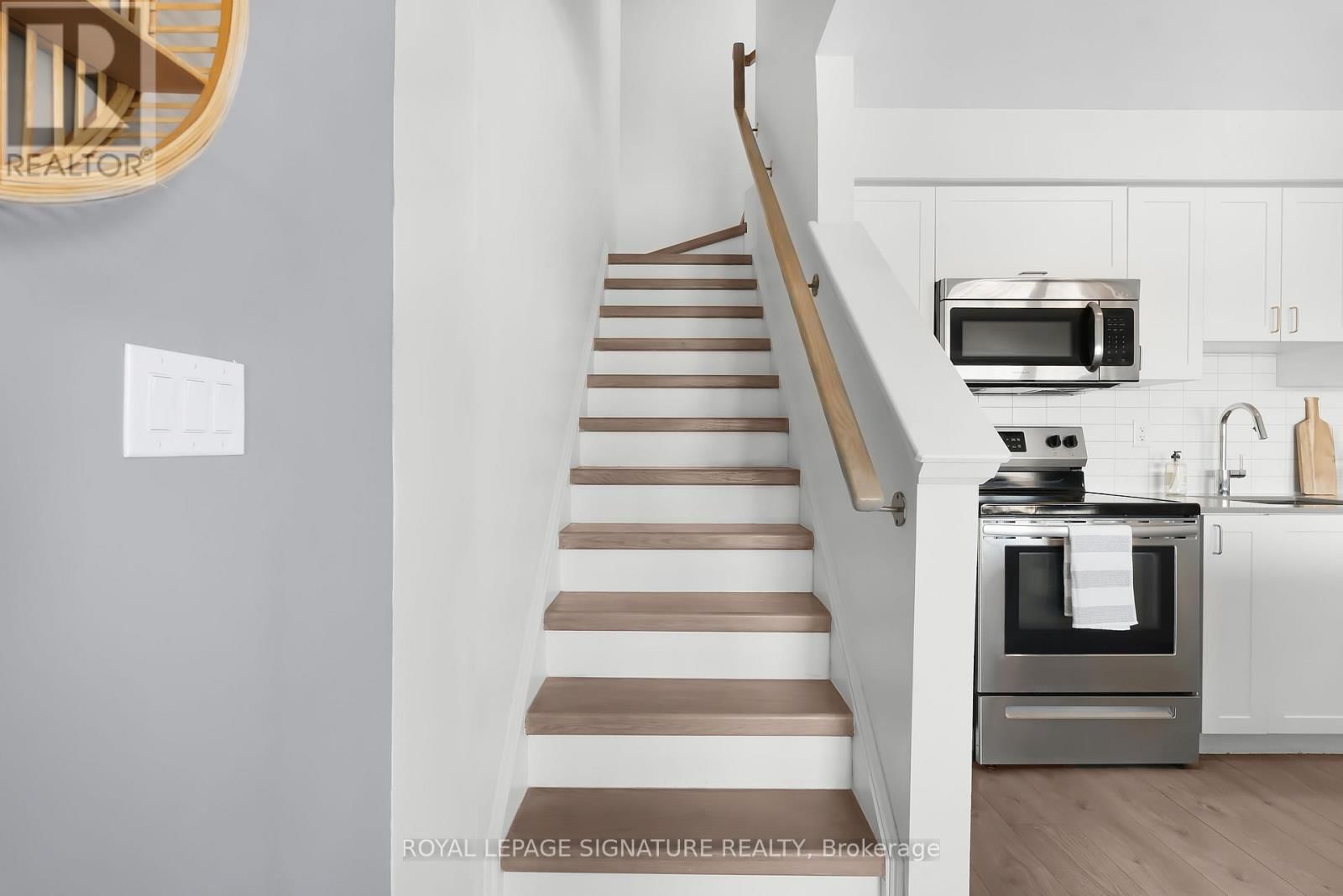 8 - 181 WILLIAM DUNCAN ROAD Image 16