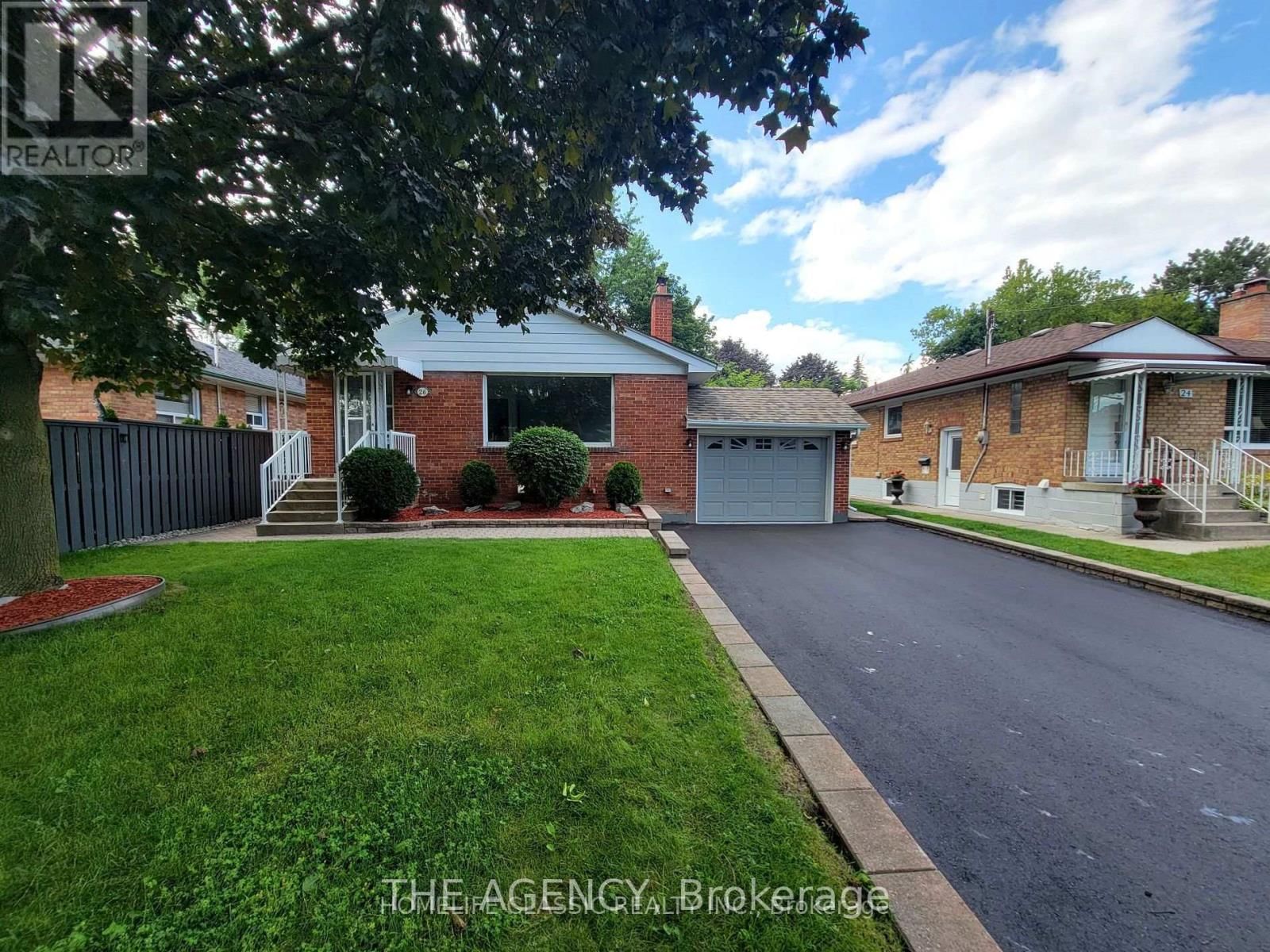 Main Floor - 26 BEAVERBROOK AVENUE Image 1