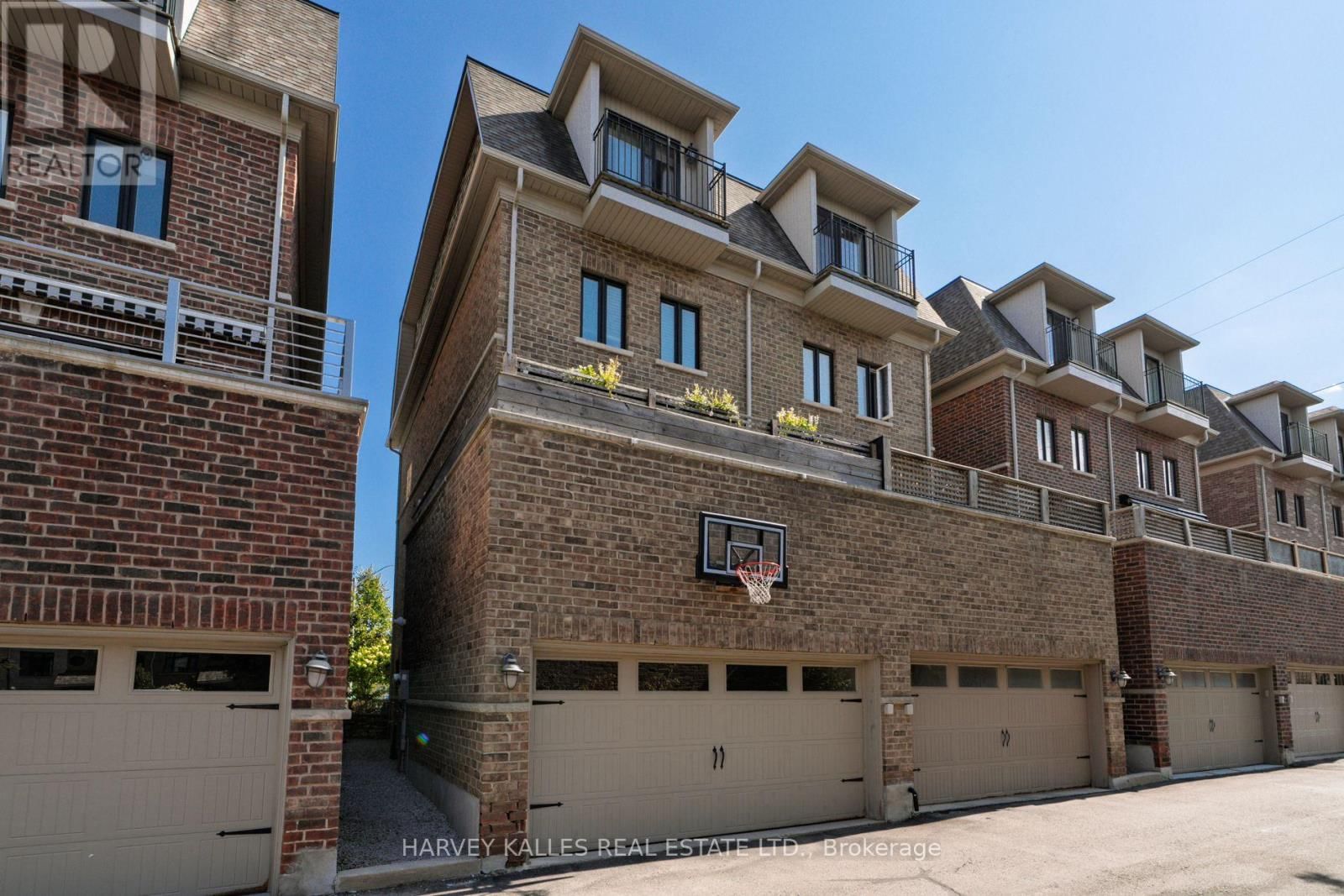 1815 PAGEHURST AVENUE Image 35