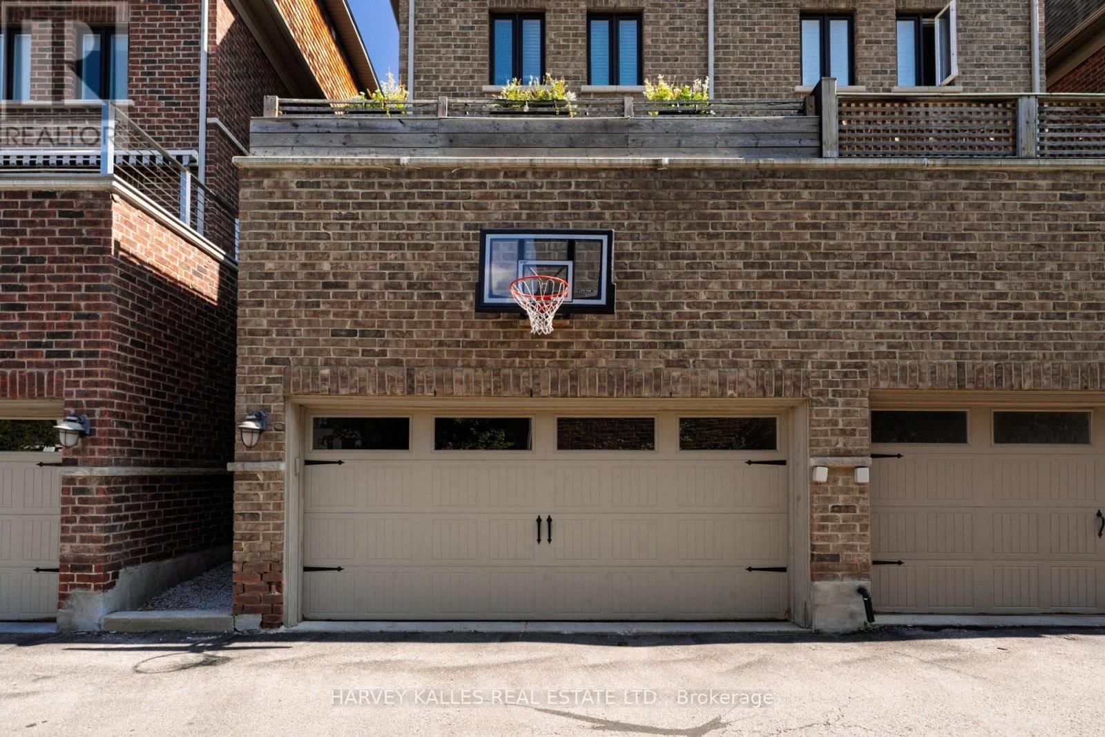 1815 PAGEHURST AVENUE Image 36