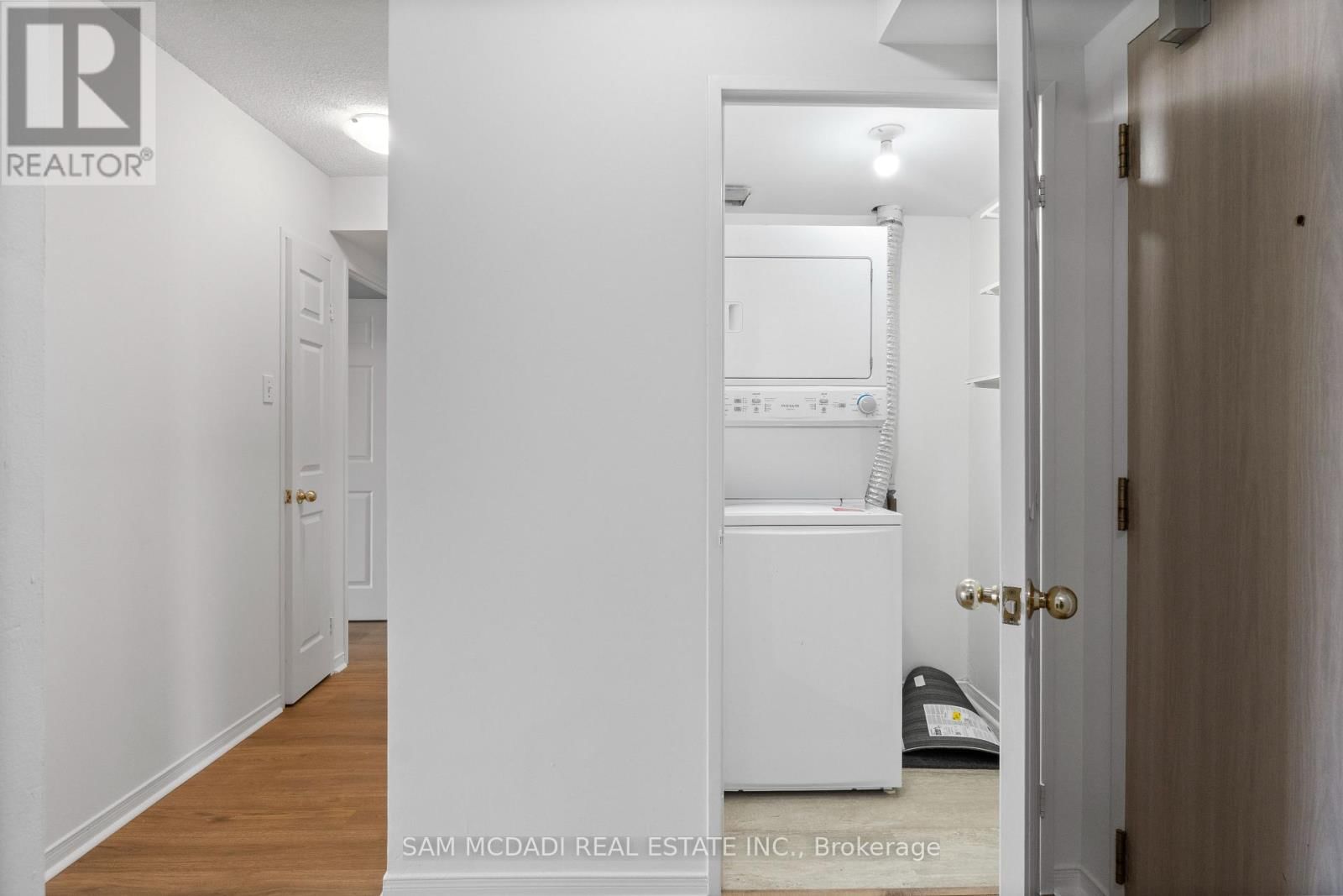 708 - 2177 BURNHAMTHORPE ROAD WEST Image 21