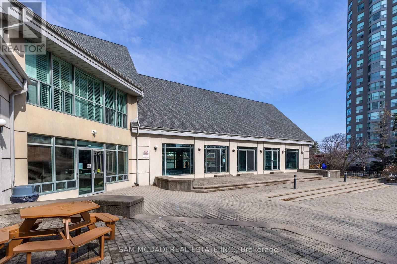 708 - 2177 BURNHAMTHORPE ROAD WEST Image 37