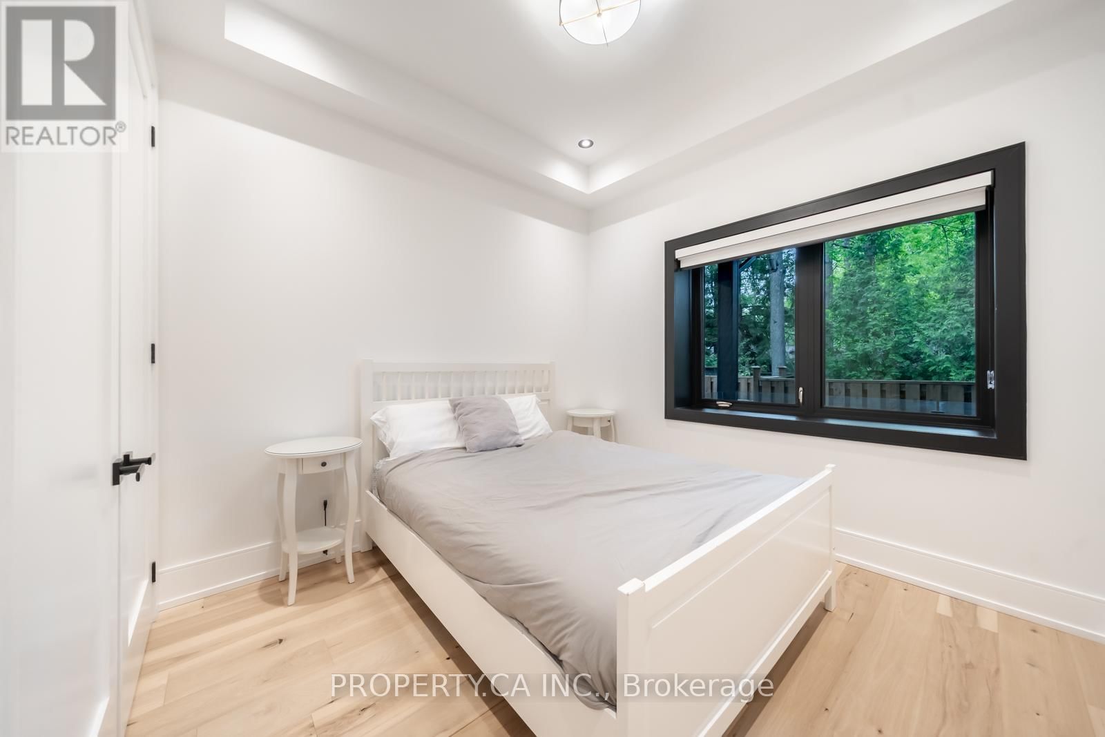 58 FARNINGHAM CRESCENT Image 21